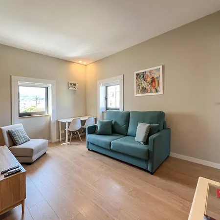 公寓 Casa Sao Vicente - Near Centre With Private Parking