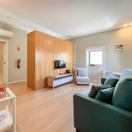 Casa Sao Vicente - Near Centre With Private Parking