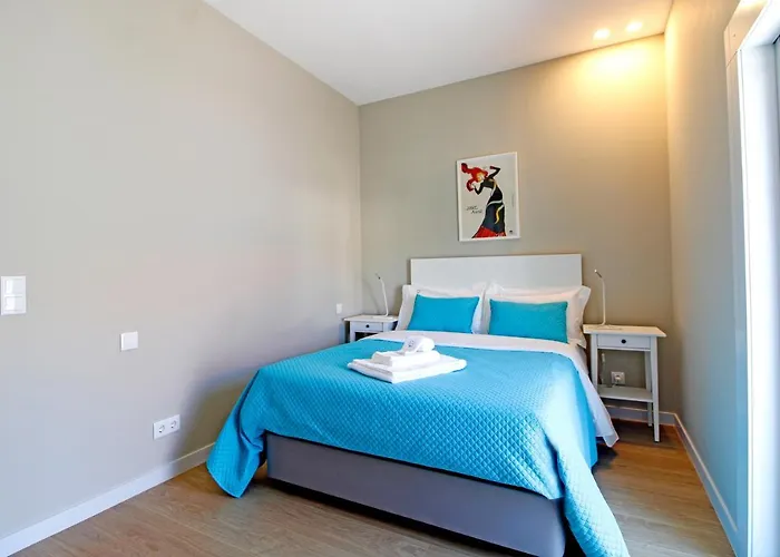 Casa Sao Vicente - Near Centre With Private Parking *